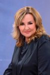 DIRLJIVO Ana Bekuta čuva uspomenu na kumu, "Ivanova korita" ganula publiku 2 715c560a43566b11dbf17dd3285be99a83976e25