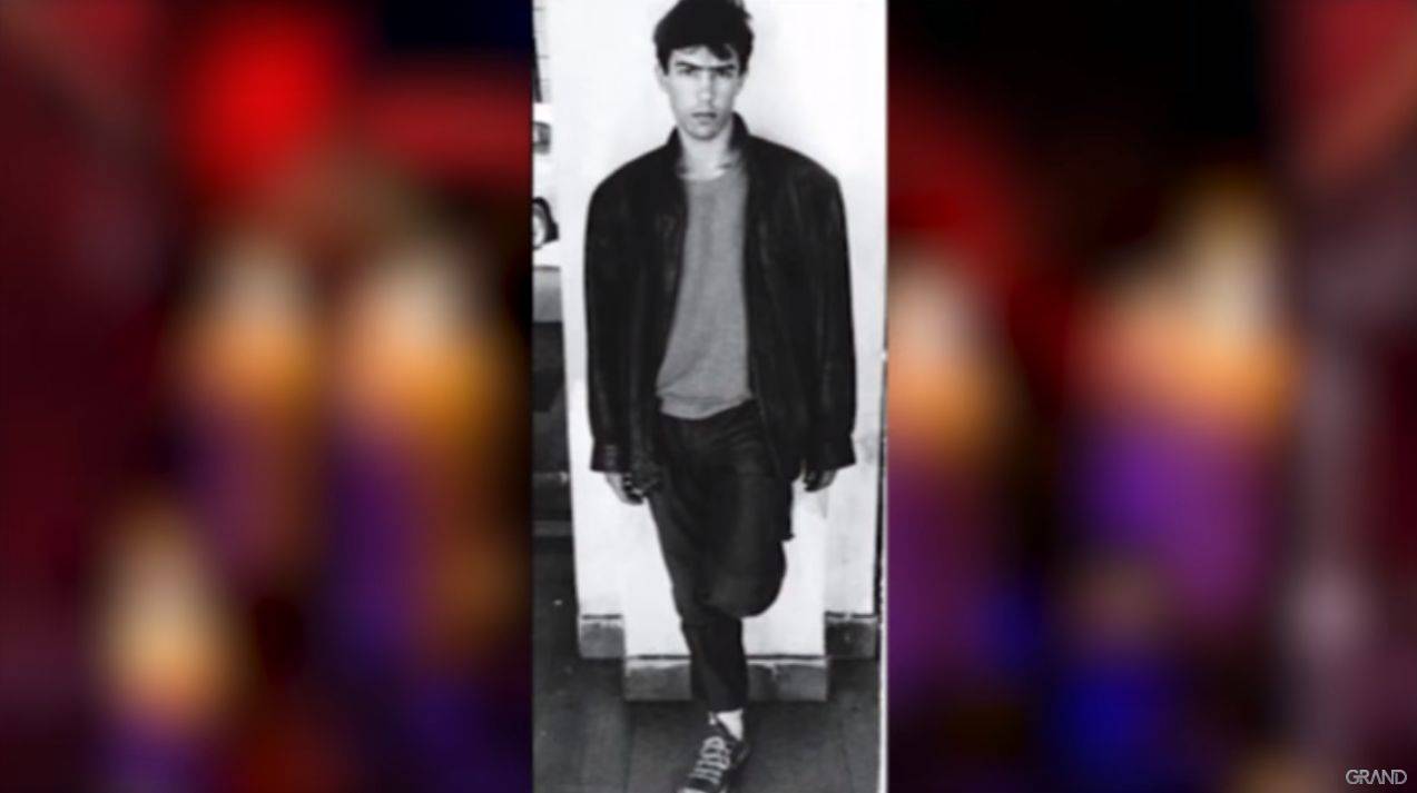 Prepoznajete li pevača sa fotografije? Bio je NAJPOZNATIJI FRAJER bivše Juge 2 733540c42fc7f68d97e29be9b39573fa3544db4c