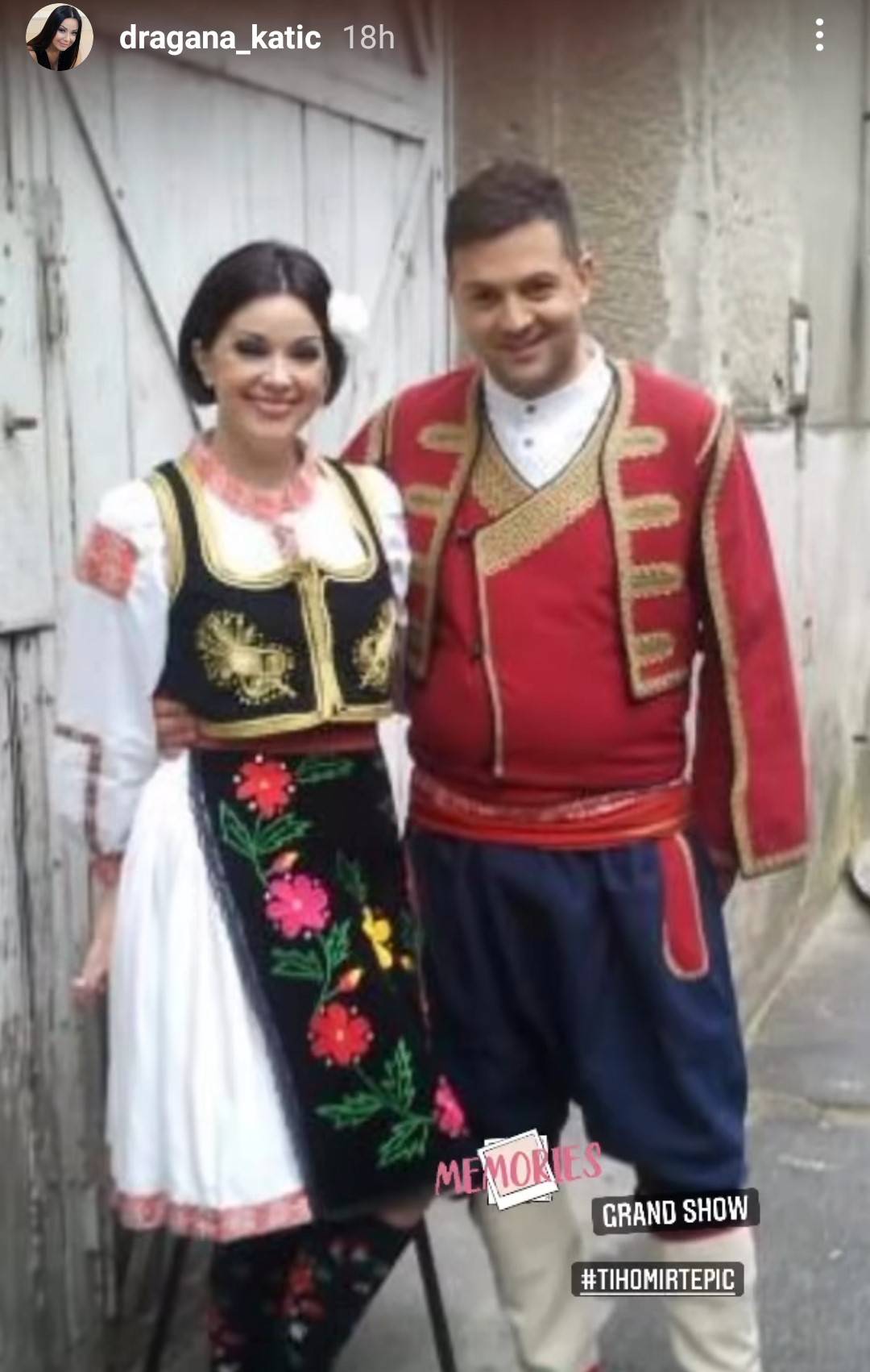 Dragana Katić u narodnoj nošnji? Da, moguće je (FOTO) 3 746df8410fde7bc2b4fbcfeab56fd7582195516f