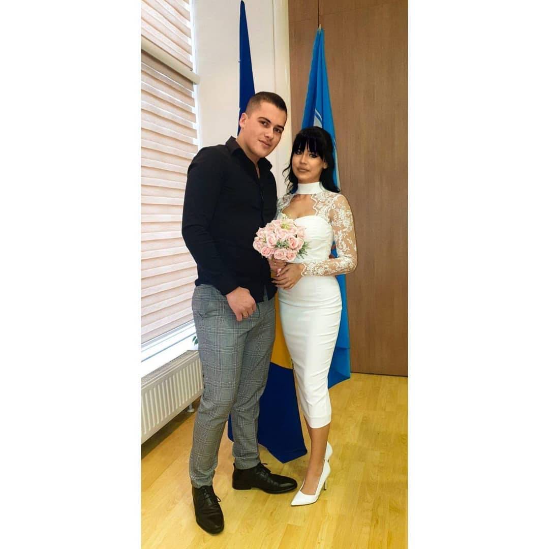 REŠENA MISTERIJA Ajša Kapetanović se TAJNO UDALA, a sad odlučila da pokaže kako je izgledala kao mlada (FOTO) 4 75ee408c50e2f7fce11bd0088ef37e59d7a65b83