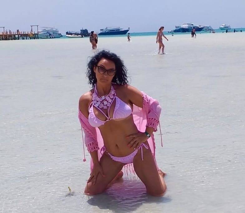 Sin joj se takmičio u "Zvezdama Granda", a ona pokazala da je jedna od najzgodnijih baka na estradi (FOTO) 2 7b3fdd6288860a3a893e6f4474402b1eb329d95b