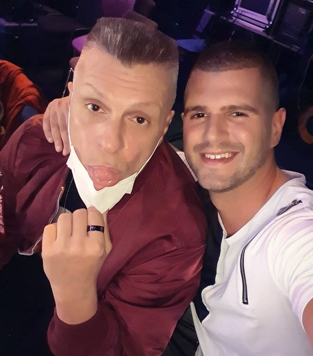 Pravi pop zvuk u pesmi Zvezde Granda Jovana Papa! Poslušajte PAPRENO dobru stvar (VIDEO) 2 7b6267d0749f9da65ebb80dd6514b1f6afa50341
