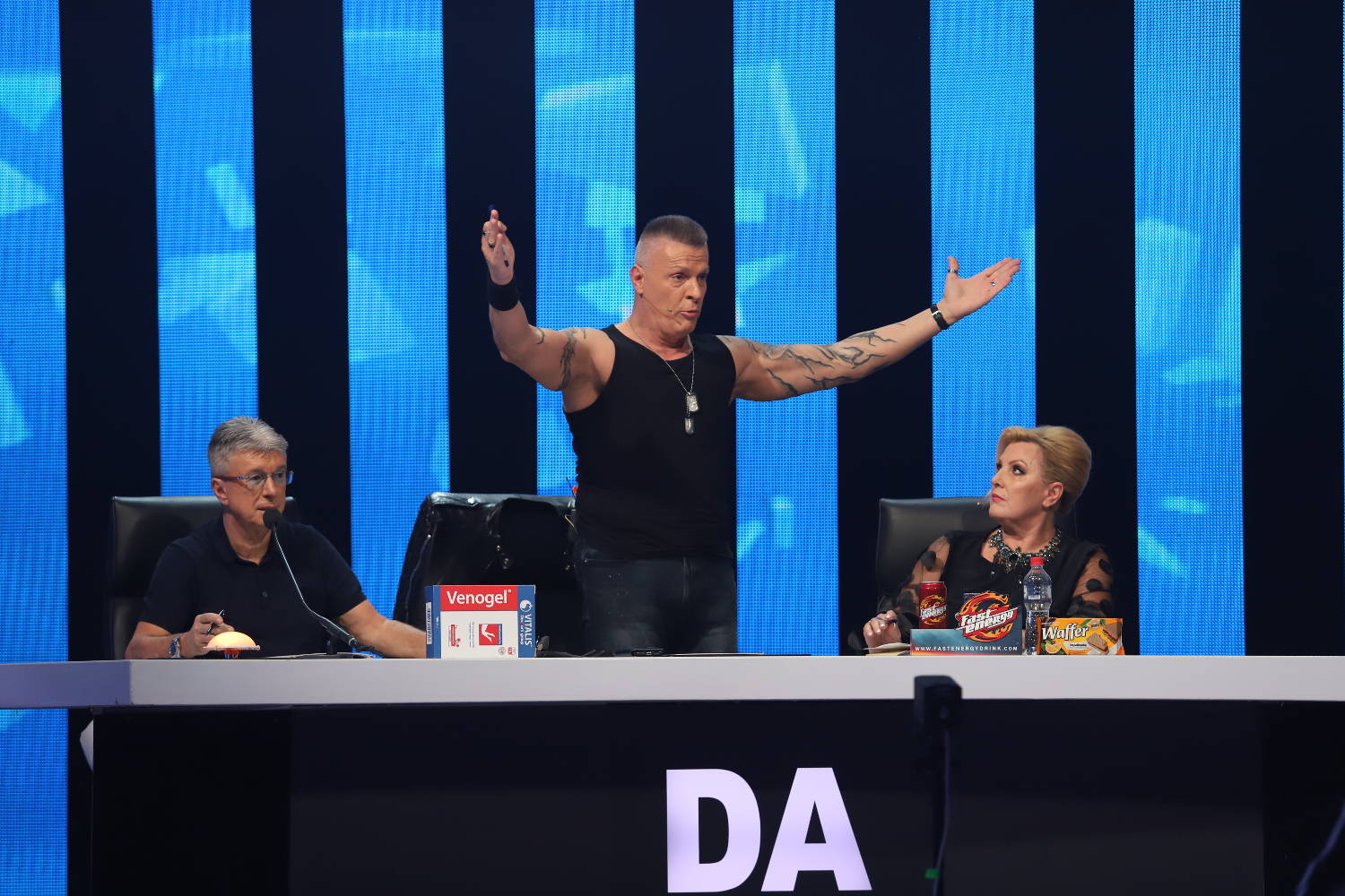 NAPALI takmičarku pa ZANEMELI: ''Ako Marija kaže da njena mama NIJE STANDARD, onda...'' 5 7c90c7334bfc3fc40ff6e7ce02063ebd0f069671