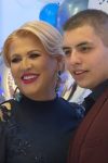 Ćana pokazala svog jedinca pa otkrila: ''Sin mi je skorman, nije ni tražio poklon za punoletstvo'' 3 7ce5e59433b2df796205d8f9fe670cb57e687351