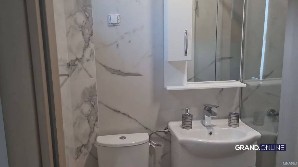 ČIST LUKSUZ OD PODA DO PLAFONA: Miloš Bojanić pokazao unutrašnjost VILE NA MORU (VIDEO) 5 7dd566173b7758fa2c446ddbb6862d6b25931b7d
