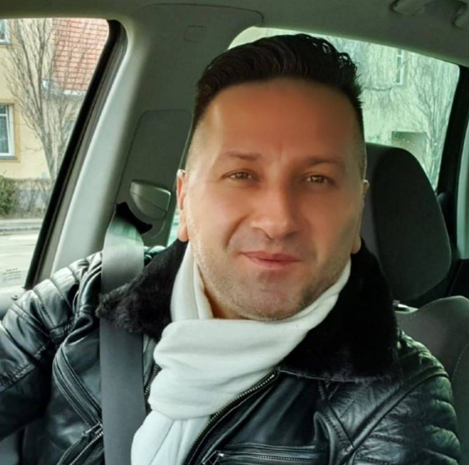 Kad kamiondžija zapeva Šabanov hit, sve se trese! Fanovi mu poručili "Samo veselo, pusti kamion" (VIDEO) 2 7e4cc34ee064127025f0799a476577dd8d005472
