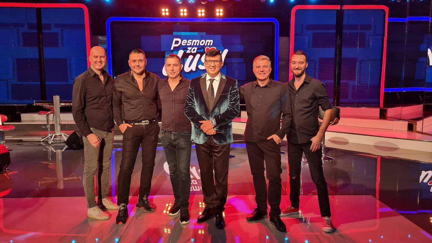 Sinovi Zlate Petrović iz dva braka ZAJEDNO NA ODMORU: Braća pokazala kako se provode (VIDEO) 3 7f41e8d39c01836c285cb558695d95ddb8947771
