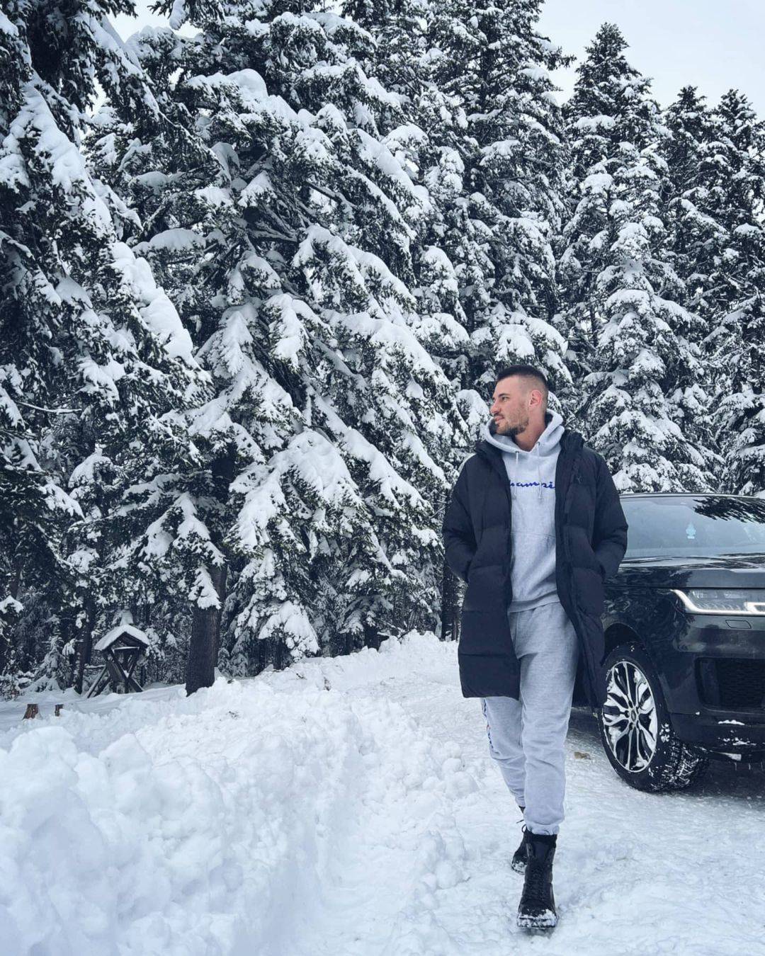 Pevač priznao šta mu je najvažnije u životu: "ONA me je STVORILA, zbog toga me ljudi znaju" 3 7fdffc1b5b2ee82ba3cd70b56953135613a412fc