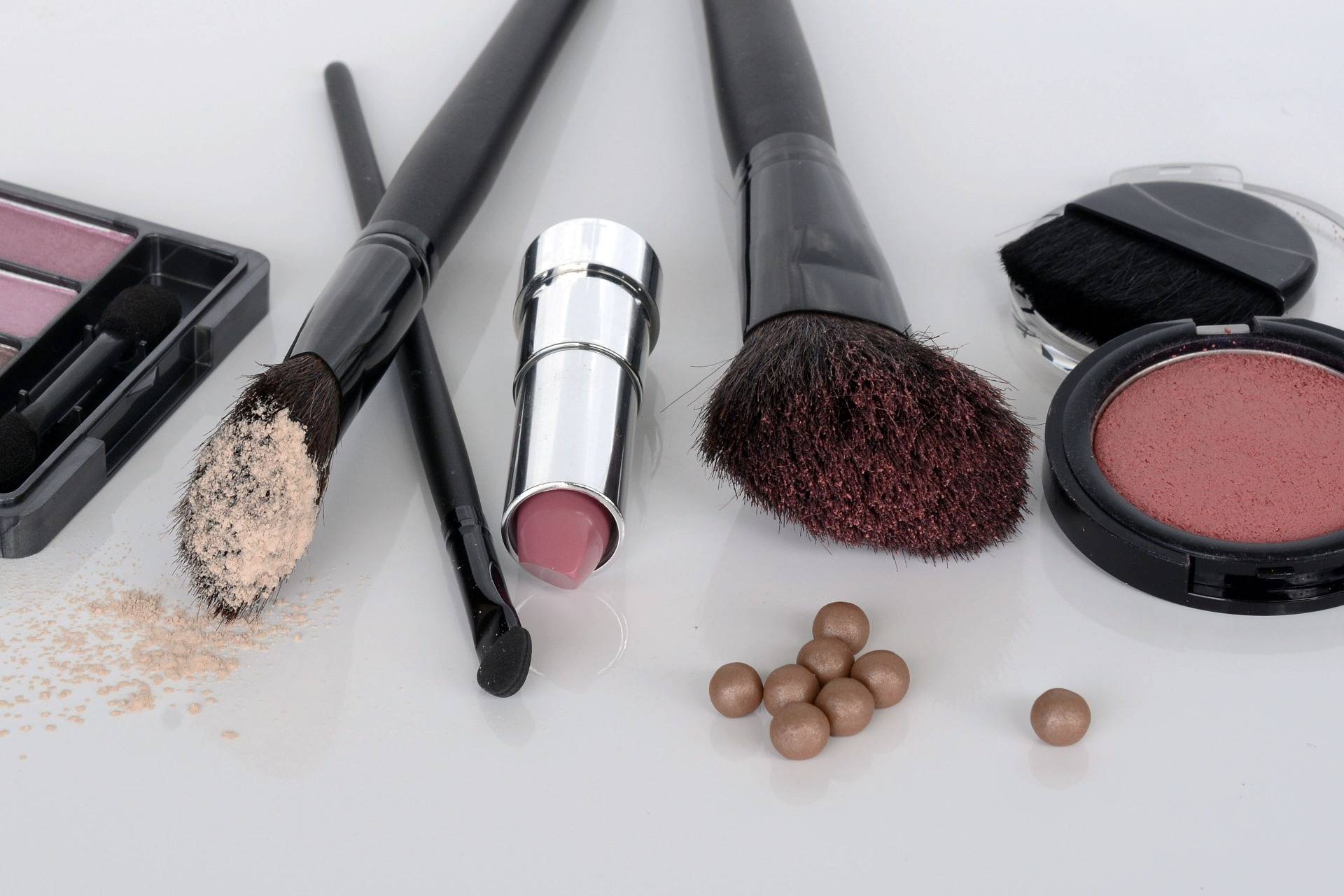 Kada je vreme da kupimo novu šminku 2 8106c94fad8847d78d9d048586300793811b6d08