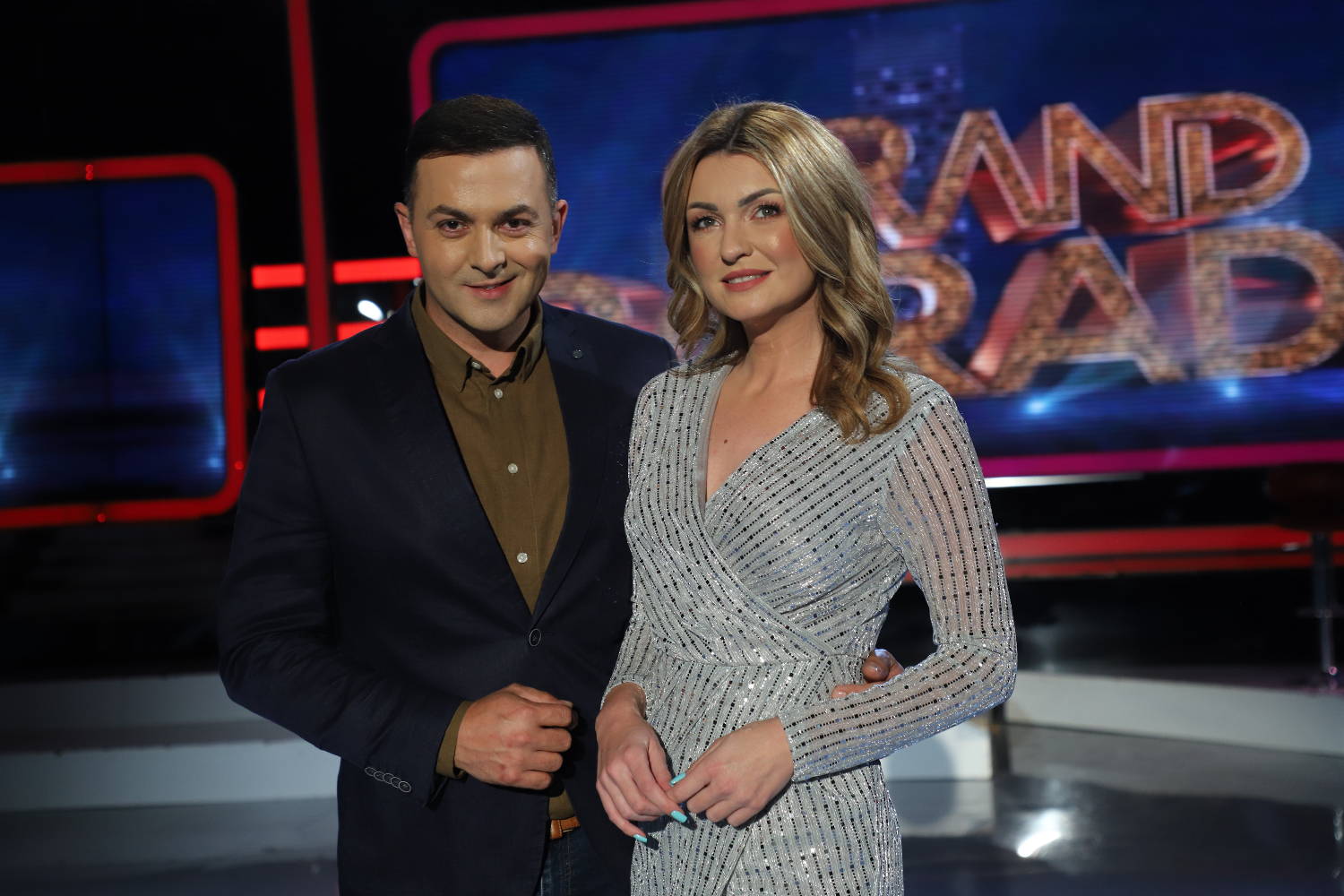 GRAND PARADA: Naše veče hitova i premijera! 2 8147134aeee40bf360598a8565f8348d70e77796