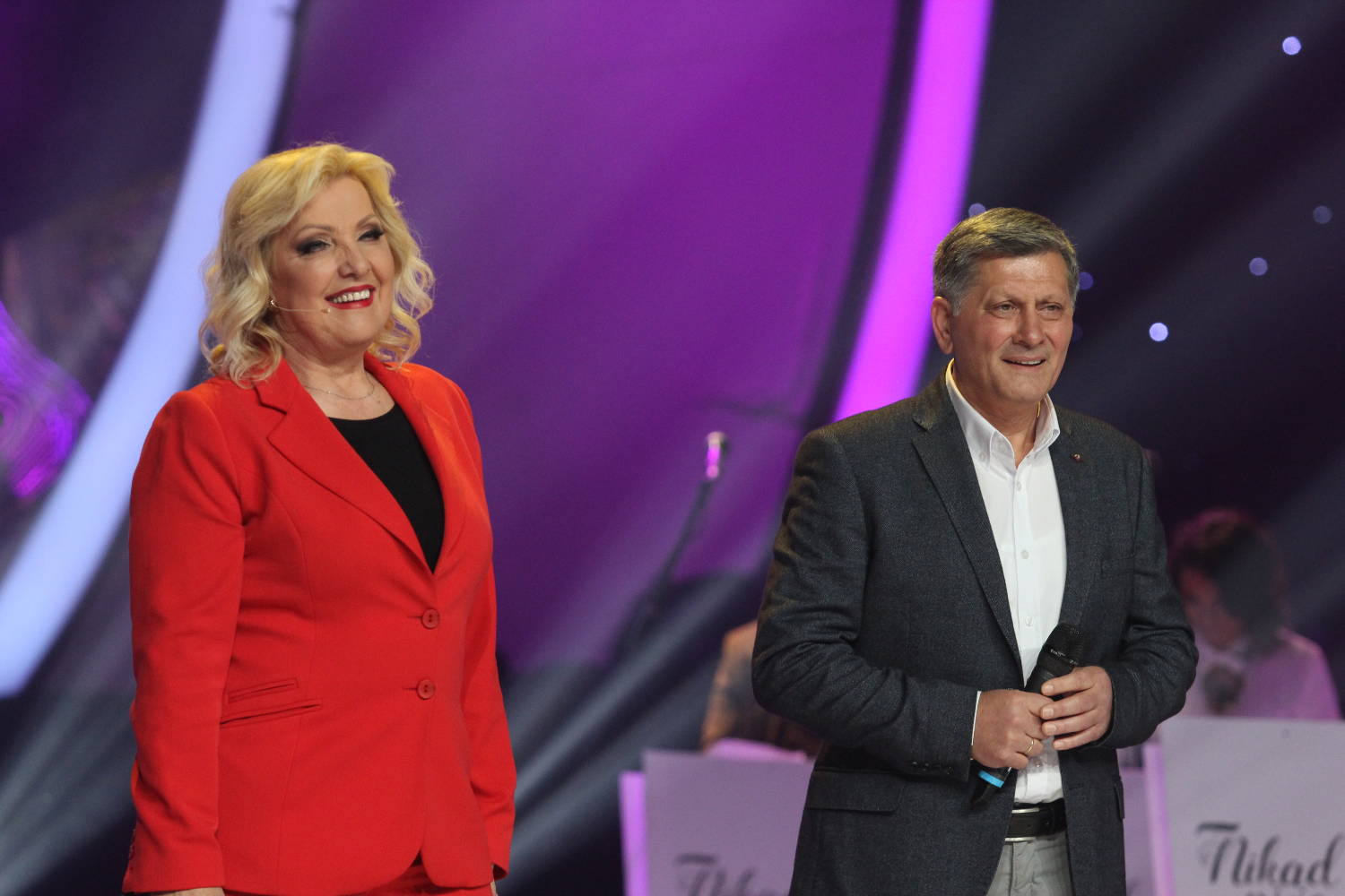 KAD SE KRALJEVČANI SASTAVE: Snežana Đurišić i Purke raspametili duetom (VIDEO) 3 81800d5ec0b520fa823c3df2a3a78b1b6dfd86c5