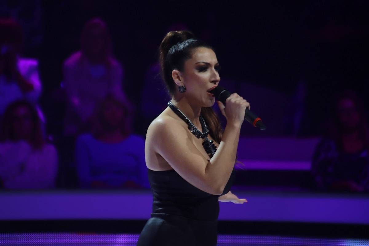 "Menjaj nešto na sebi ili ćeš ostati pevačica za OSREDNJE SVADBE" JK brutalno iskrena, Saša je spasio ISPADANJA (FOTO) 3 821bba37b97bd947d49385020217913ec6073656