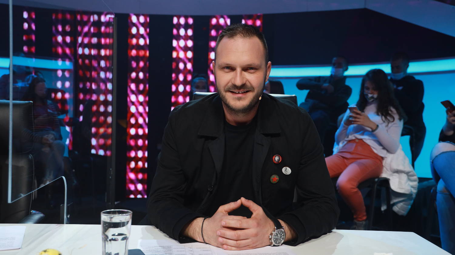 "TADA SE PREKINULO MOJE DETINJSTVO", Dejan Petrović otvorio dušu o NAJTEŽEM ŽIVOTNOM PERIODU 4 82f09c804d77a36a13f0c19f1c2326cdad8774c3