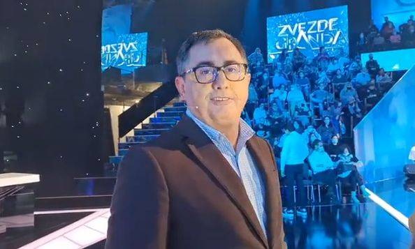 Žiri stigao na snimanje, svako u svom svetu a ĐORĐE DAVID PONOVO RADI ISTU STVAR (VIDEO) 6 856384fda63337df0076973380e4a8a0ba248e92