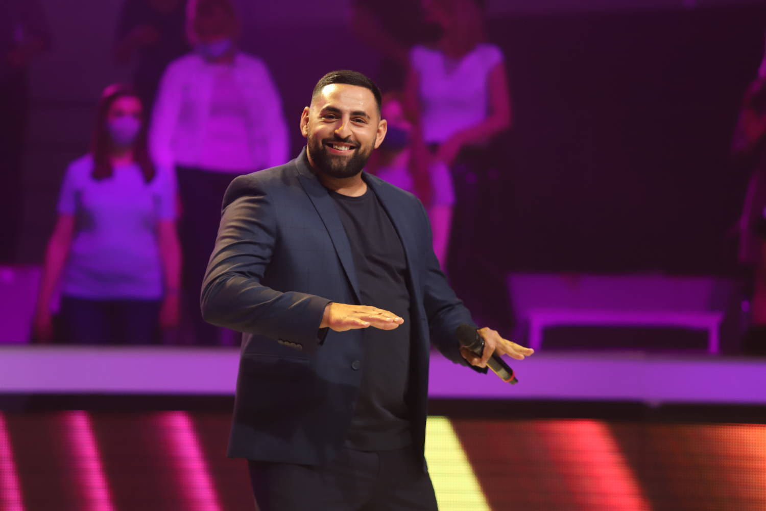 "ZA SVE MOJE CIGANE ŠIROM SVETA", Selim Selimović ODUVAO HIT Zvonka Demirovića (VIDEO) 4 858e251a1b75d5888e46323c9c3e025ee9d0713c