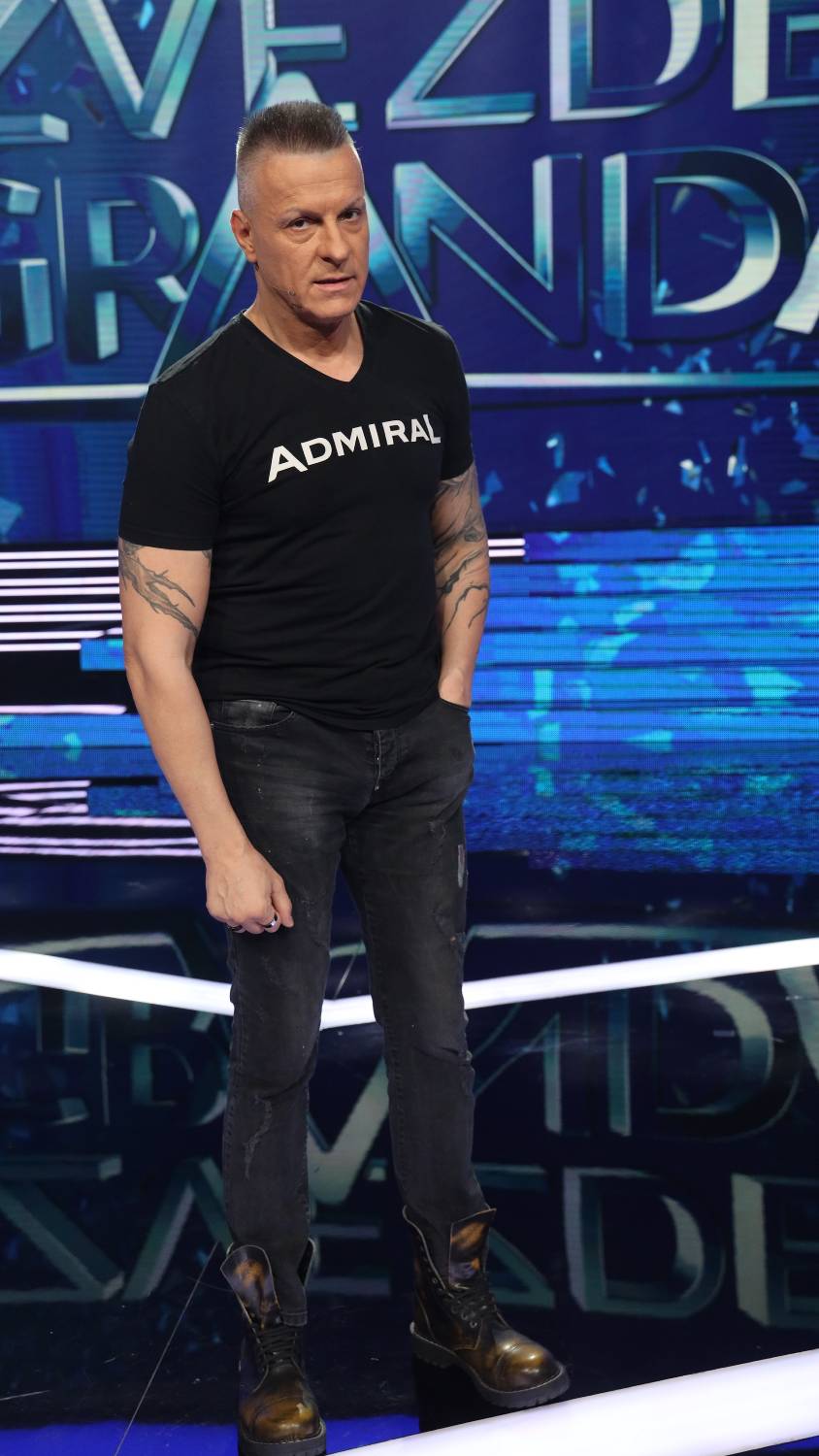 ''NEMOJ DA LAŽEŠ'' vikala Viki! HOBI takmičara izazvao NIKAD VEĆU RASPRAVU 4 865710a17bb757298bd9d0bc252a6d7e4a2edd27