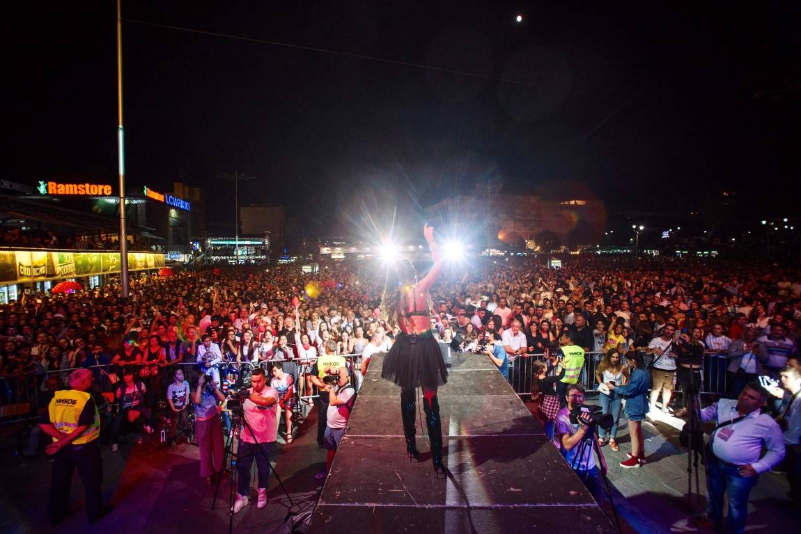 SEVERINA SPEKTAKULARNIM KONCERTOM ODUŠEVILA MAKEDONCE! (FOTO+VIDEO) 2 8b6a986904400fd406fa935001899a83b789c31d