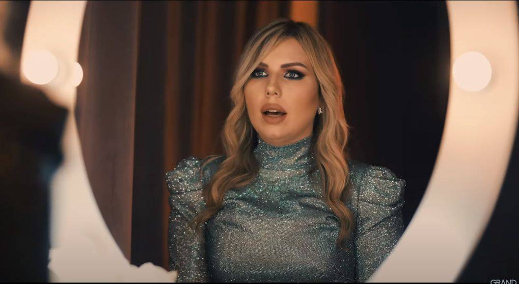 "PEVLJIVA NA PRVO SLUŠANJE", Sanja Chupka objavila NOVU PESMU, a u sve se umešala Suzana Branković (VIDEO) 4 8b8e4652ec32b60320aa83d5651b5f497cca1118