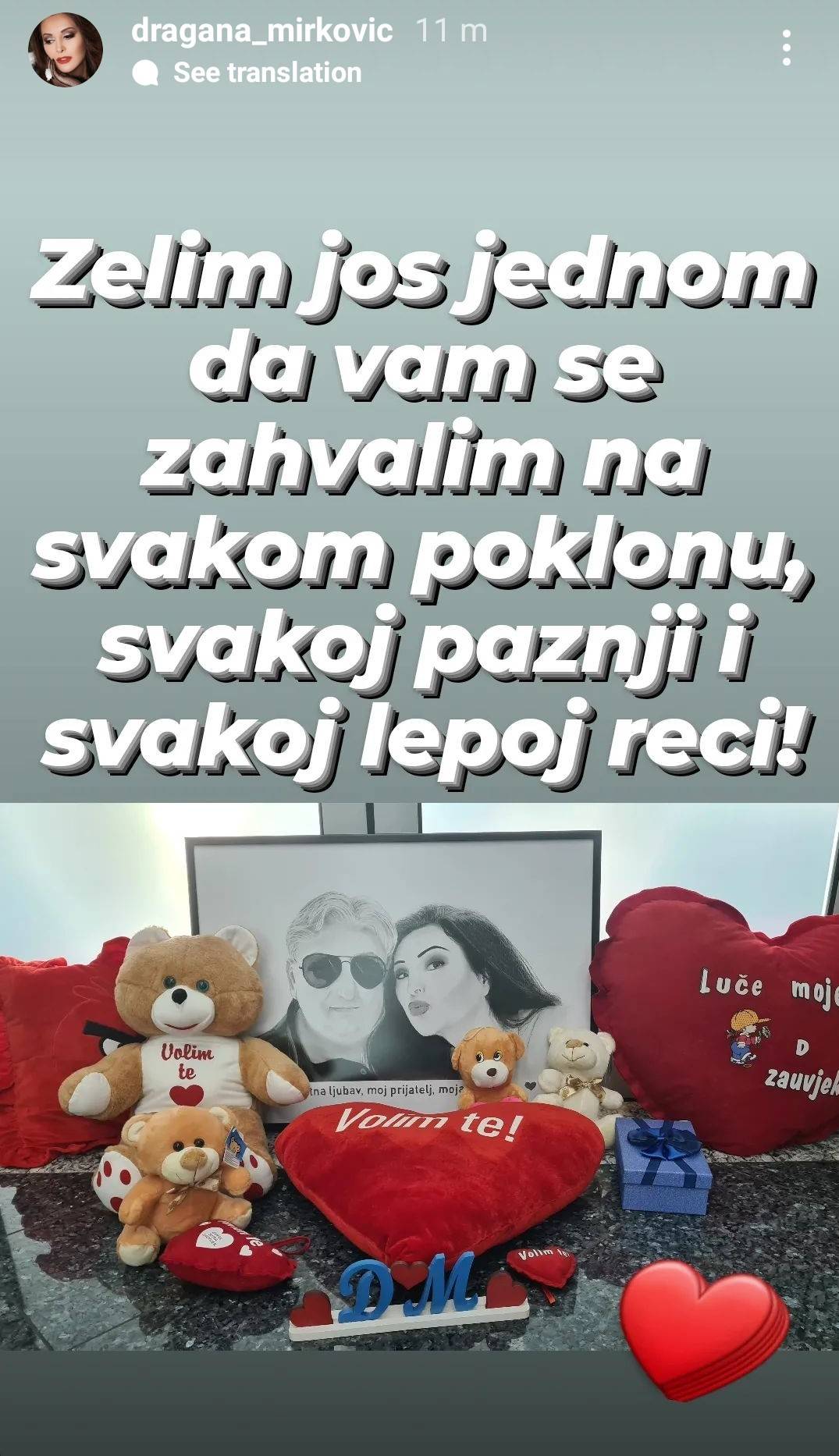 Dragana Mirković PREPLAVLJENA EMOCIJAMA, A JEDAN GEST NJENOG FANA JE SVIMA ZAPAO ZA OČI 3 8cb0844fe2d7394cf64f9e6d88d6b62649f1675d