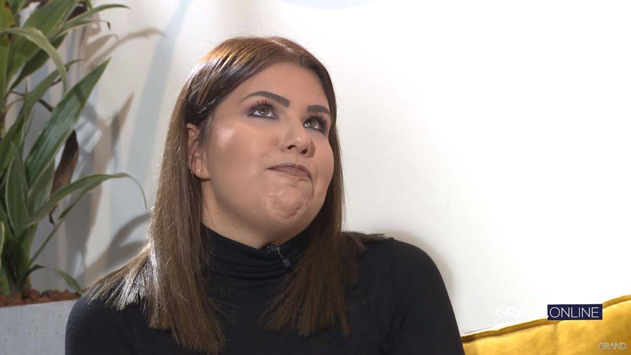 POTRESNA ISPOVEST KRSTINJE: "Zbog komentara o kilaži nisam izlazila iz kuće" (VIDEO) 3 8daa9c10bc76f00db16239e1aed059b760ea5d59