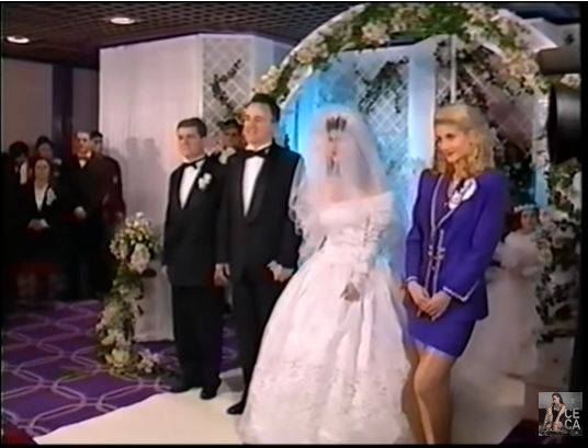 SVADBE O KOJIMA SE PRIČALO Pogledajte kako su na svom venčanju izgledali Brena, Ceca, Saša Popović, Žika Jakšić, JK (FOTO) 6 8e786a014f4128b7c4500f984cde5ef04204f317