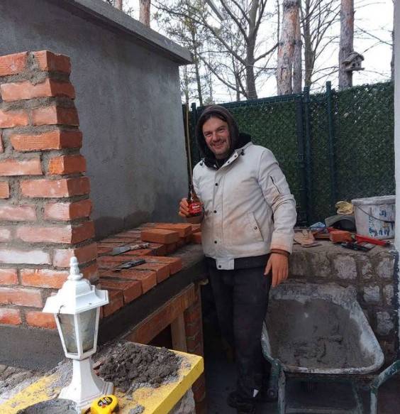 Muzičar pobegao iz Beograda i počeo da SADI KROMPIR? 3 9591f00bc28c72ede18fa413880b309d5169282e
