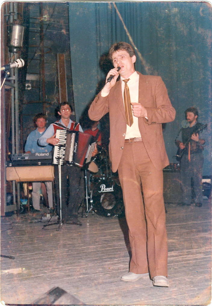 DA LI SE PROMENIO? Nekad momak željan slave, danas miljenik publike (FOTO) 3 96cd4a0ded955a0adb69606f95f61b46a88b80ba