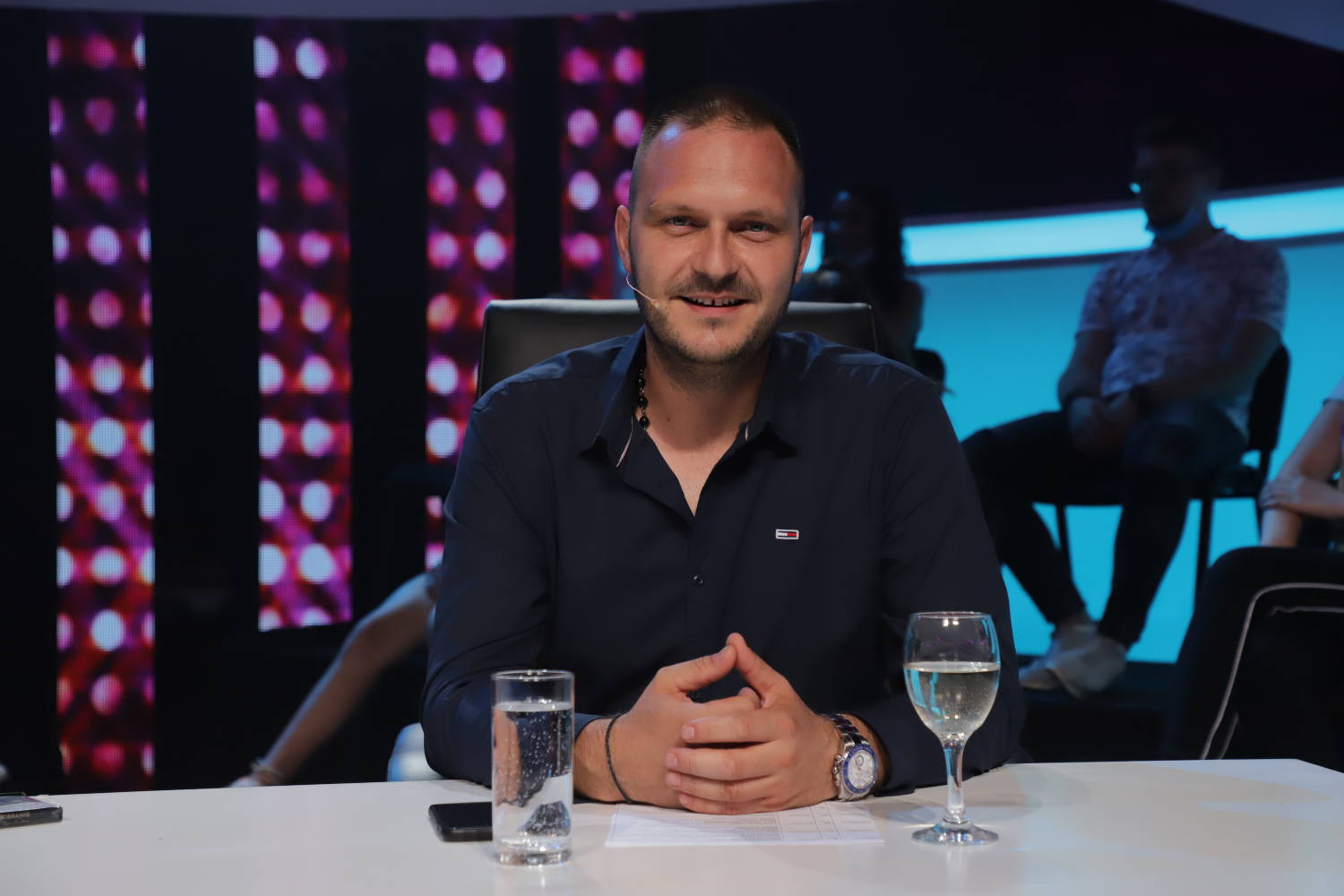 ''NAROD JE STOKA!'' Deki Petrović IZREVOLTIRAN OVIM PONAŠANJEM, a i ko normalan ne bi bio (FOTO) 2 97f398a13582d3684944400052d8734118cc3b37