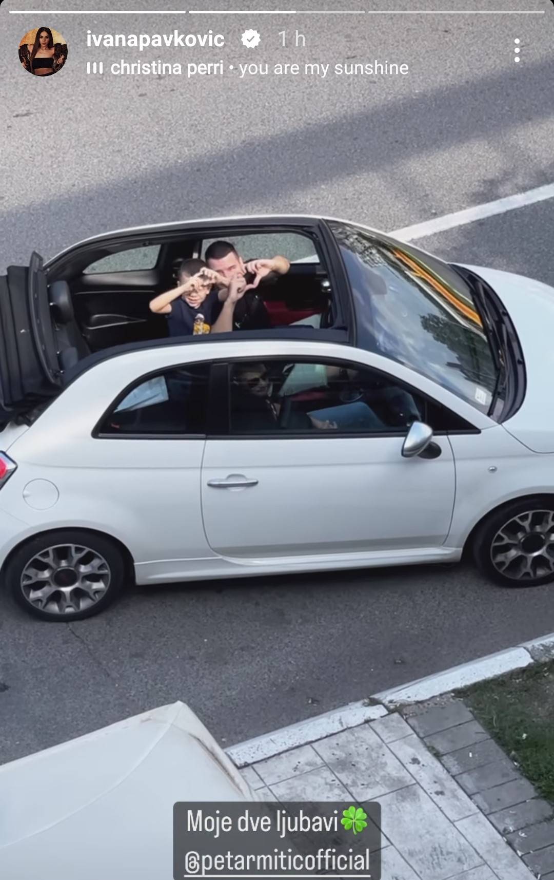 OVO SE ZOVE LJUBAV: Ivani Pavković suprug i sin priredili IZNENAĐENJE ispred porodilišta (FOTO) 4 9a4f68dfce33520ba487c37c22384cfd26afe10f