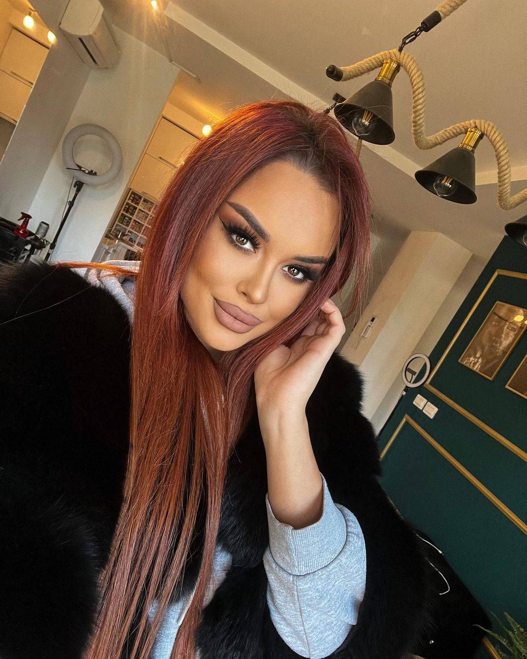 OVO NISMO OČEKIVALI: Tijana Em SE OHRABRILA na ovaj potez I SADA IZGLEDA POTPUNO DRUGAČIJE (FOTO) 3 9c3f4bd37147eb8be25a51c285546d5e4207e791