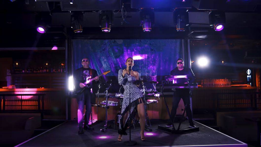 RITAM VOZI: Indy predstavila MAFIJAŠA, pljušte komentari: "KIDALICA" (VIDEO) 2 9cd6a1613cdc059ac782556db07dd611b314af0b
