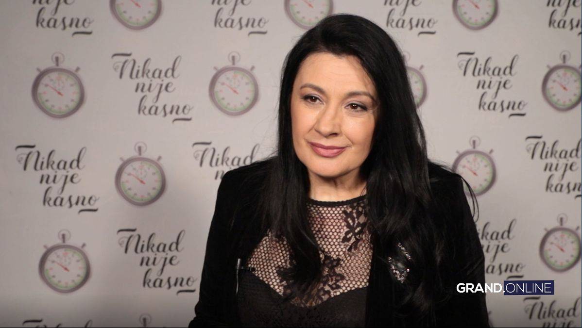 Kaliopi sudbina odvela u drugom smeru: "Ne mogu da se osvrćem unazad" (VIDEO) 8 a116fcc11ba8d64562a6b2725fd896df2eeec85d