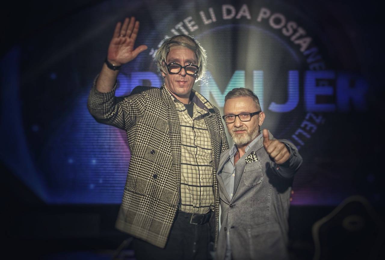 ŽELITE LI DA POSTANETE... Politika je uvek u modi! 2 a22915b9119f0c177649c714f855fa10496eebe6