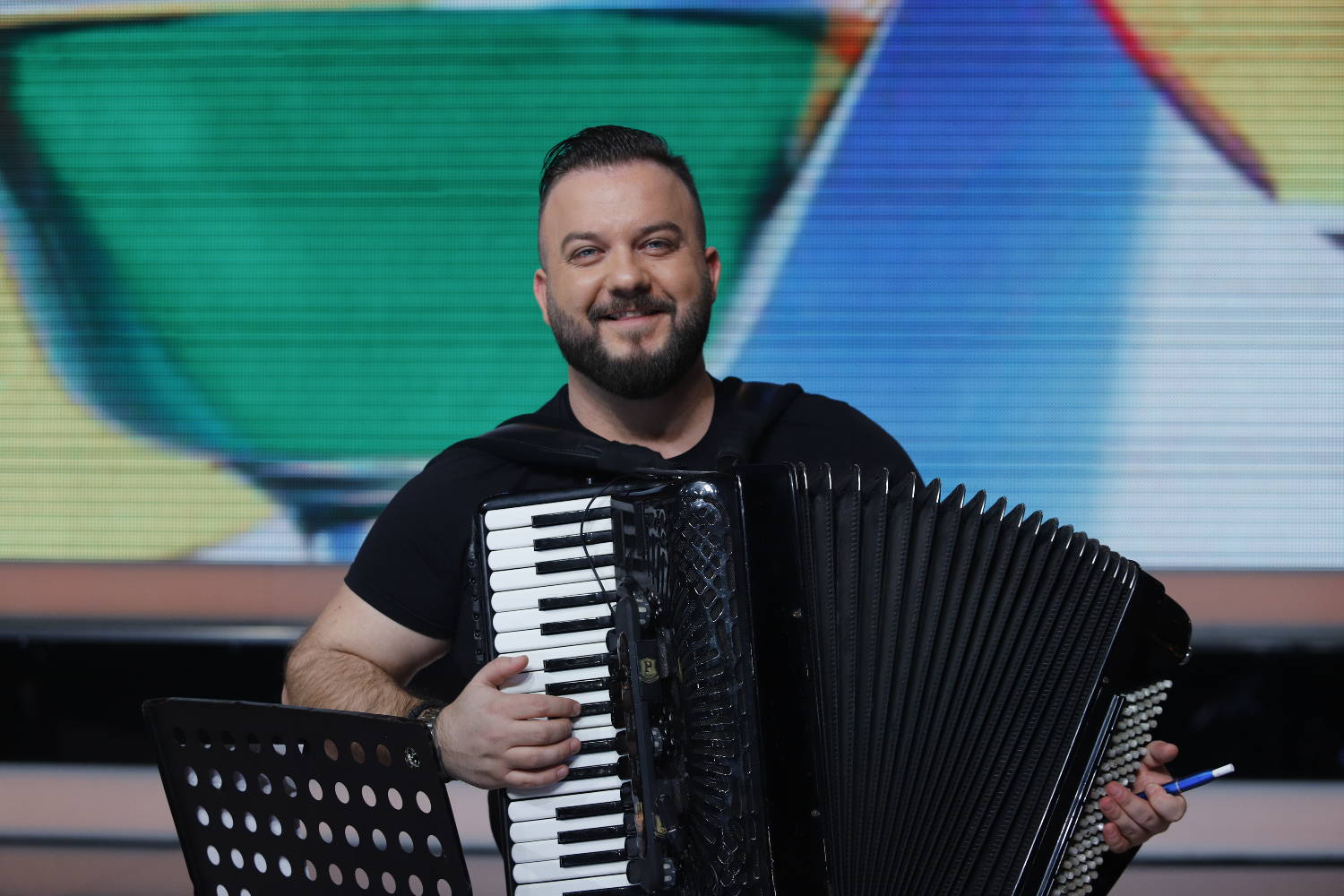 Kralj folka odlučio! 2 a51723e69bea766d91a2f154c247e7c7573a627c