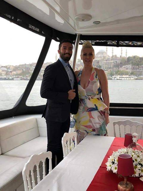 Turski ministar Mehmet Nuri Ersoy odlikovao Elmu Hrustić (FOTO) 3 a7214d5f834d52ee84c430ab30b3aaafb9cbf0b2