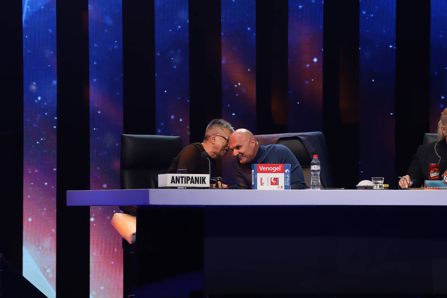 OVO JE BILO VEČE SJAJNIH TAKMIČARA: Žiri se grabio za kandidate! (VIDEO) 9 a75406cdbdfe2fe7d4bb7a5ad7a8173a6779480f