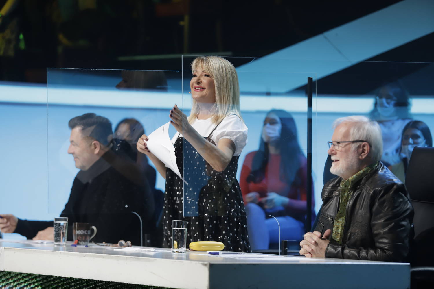 NARCIS ili nešto drugo? ''Imam ogledala U SVAKOJ PROSTORIJI U KUĆI, osim jedne'' 2 a981bdf66eb00a8c50830421475ce8084df6d9c8