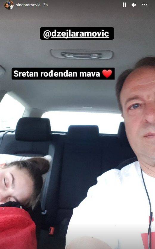 Džejla Ramović danas ima VELIKI RAZLOG ZA SLAVLJE! Pljušte čestitke sa svih strana, a evo od koga su pale NAJEMOTIVNIJE (FOTO) 5 aaee4e3c29e6af621bd31b3cb79547381c9a5fbd