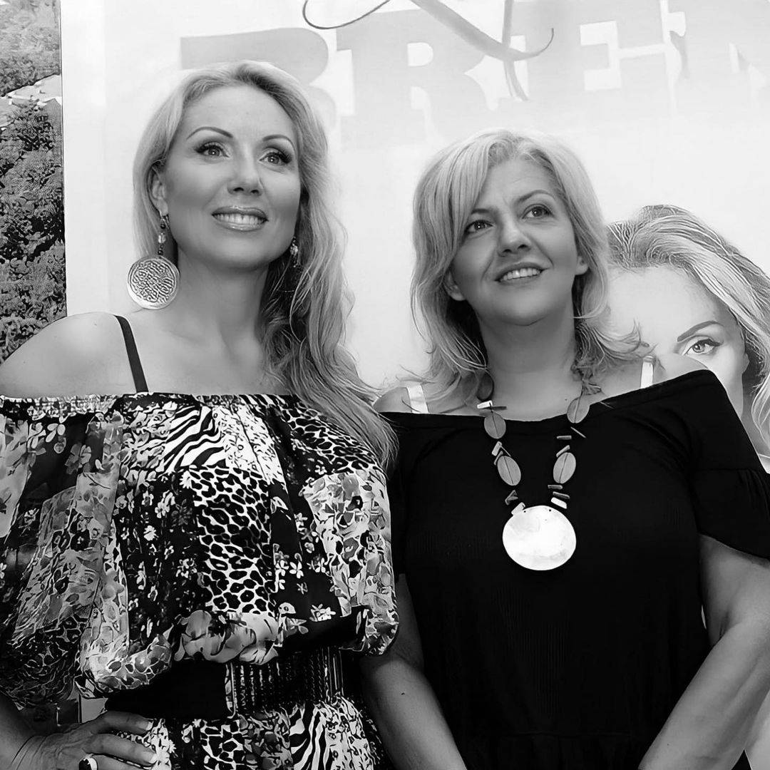 "NIKADA SE VIŠE NEĆE RODITI TAKVA ŽENA" Lepa Brena skrhana bolom 2 abe76602fcfe2f7133dcf0391137be796a812a35