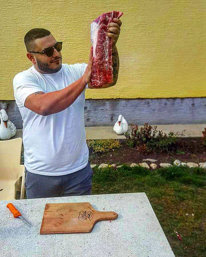 NE JEDE ROŠTILJ za praznik? Darko Lazić na strogom režimu ishrane (FOTO) 2 b7404ad469cf57e70359b9b34efa69fa216d8500