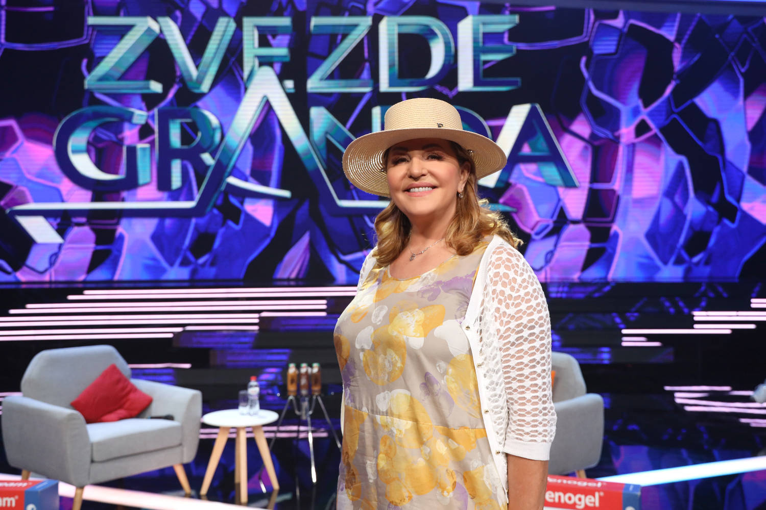 Bekuta o žiriranju u "ZVEZDAMA GRANDA": "Operisana sam od toga" 3 b77c451401d59542a3d37d04bac6509bf8d436bd