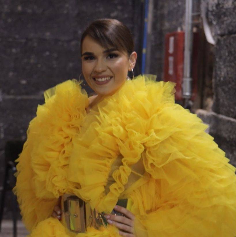 Sanja i Jelena došle IDENTIČNO OBUČENE, a tek da vidite kako su se KANDIDATKINJE SPREMILE! (VIDEO) 2 bda518e7ebc1bb612f3fa1d8ec5f202178bbefc3