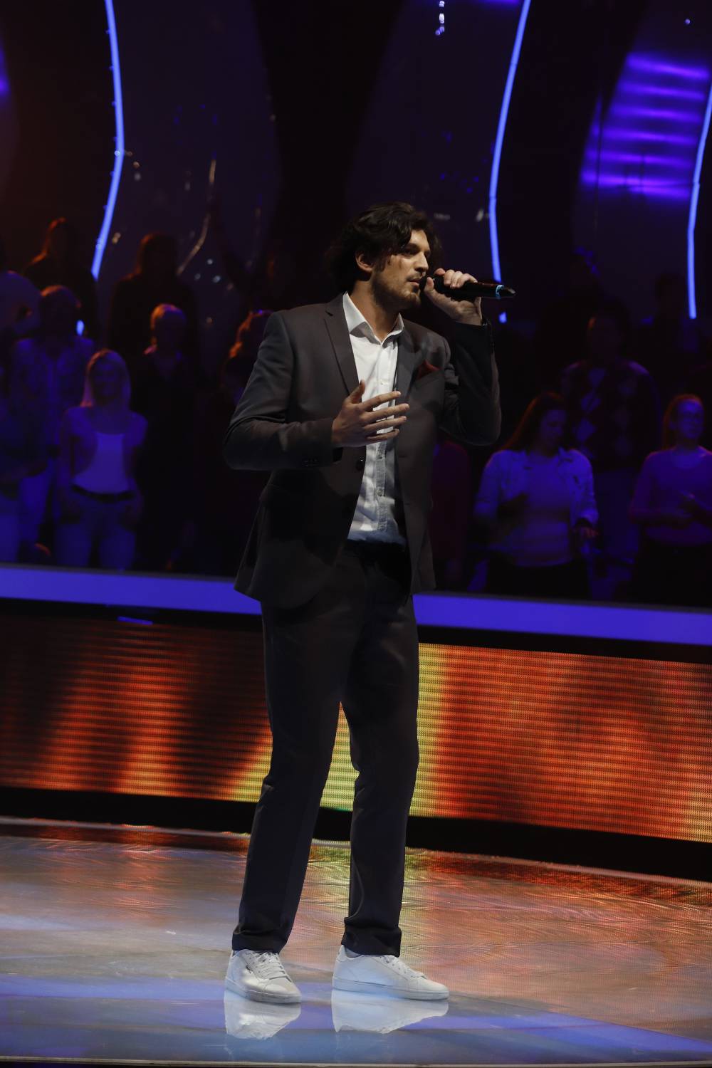 GORI VATRA Bosanac: U Olovu ima pečenja, Jelena: Ne kvari sa tim, zvezda je rođena! (FOTO) 2 c8fd0613e3c8aa4733bcdad0a2bdba78eb5dd364