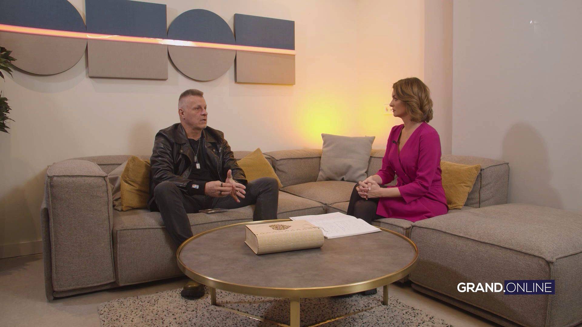 ŽIVOT PRIČA PRIČE: Đorđe David "Samo heroin nisam probao, drugovi su mi odlazili jedan po jedan" (VIDEO) 3 cdce9fe8f79411d76f751ca3528d90d930f9e367
