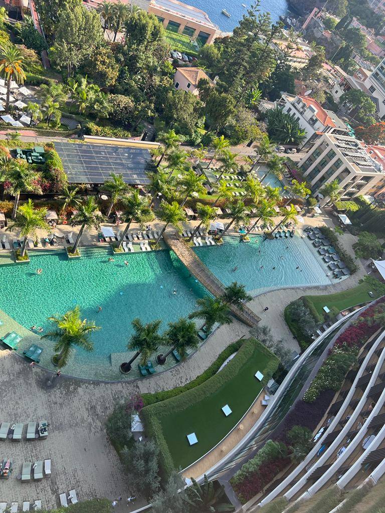PRŠTI OD LUKSUZA! Voditelj platio NAJSKUPLJI HOTEL u Portugalu, pa priznao: ''Ne žalim novac'' 3 ce0f1ad85b211d66a1bb21b3cd6afed19ba9bb49