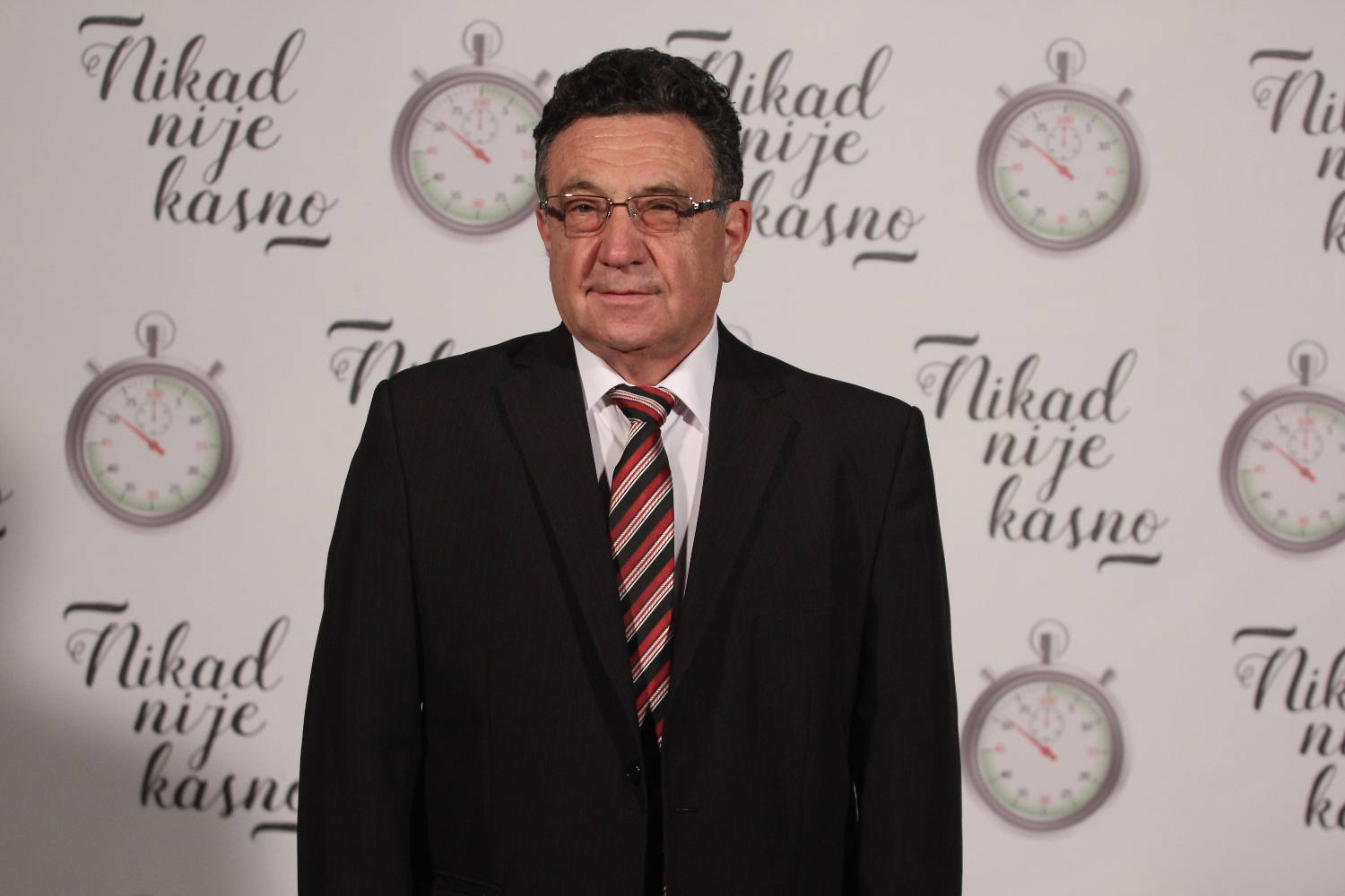 Upoznajte finaliste šoua „Nikad nije kasno“ (FOTO) 2 ce45621413b3831dc9bf7bc0ca1bdb1567fd4236