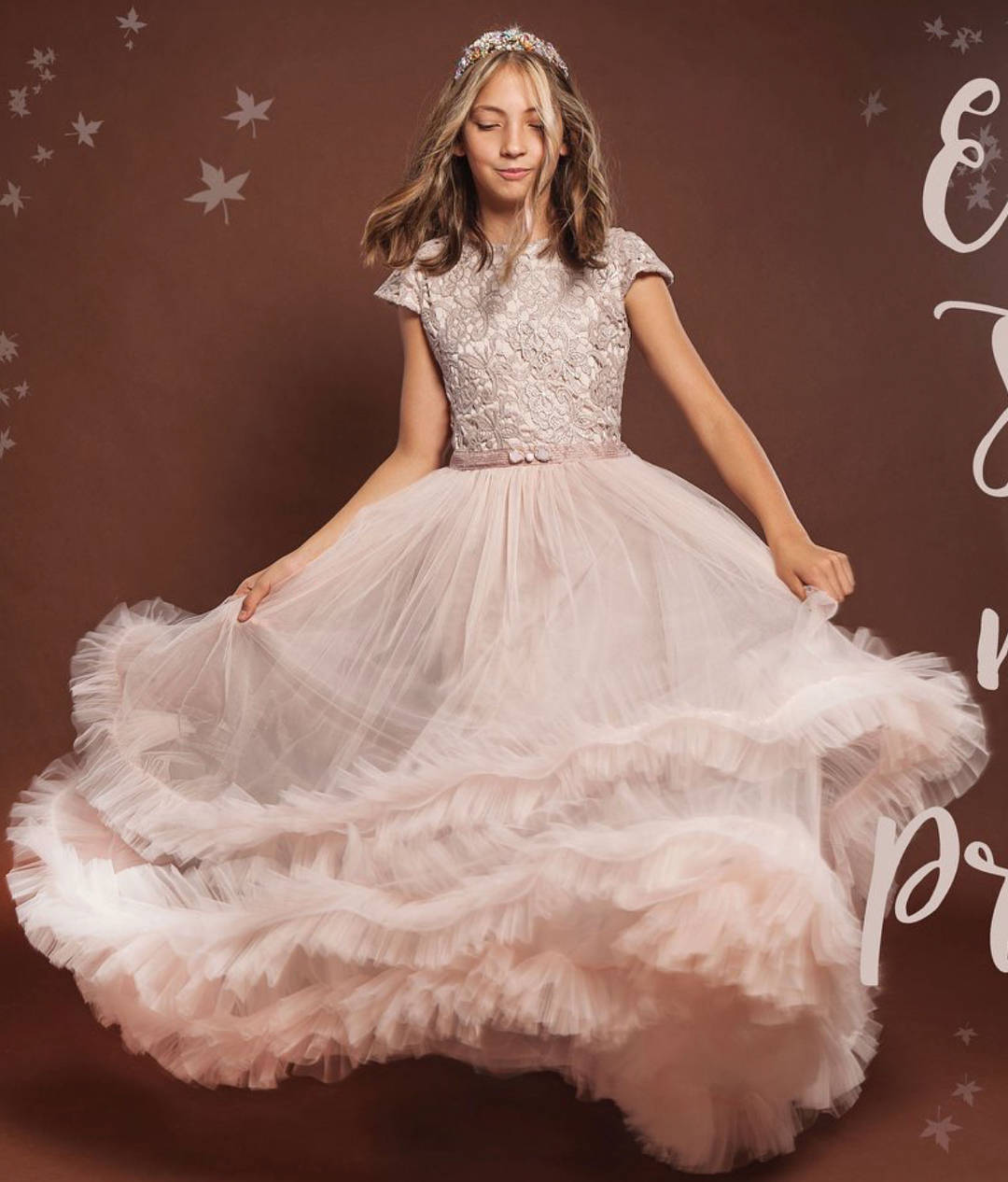 PONOSNA MAMA: Ćerke Jelene Karleuše dobile prvi posao u modelingu (FOTO) 3 d000d378bae62abb2ee3be802771e7a7a5b104d0