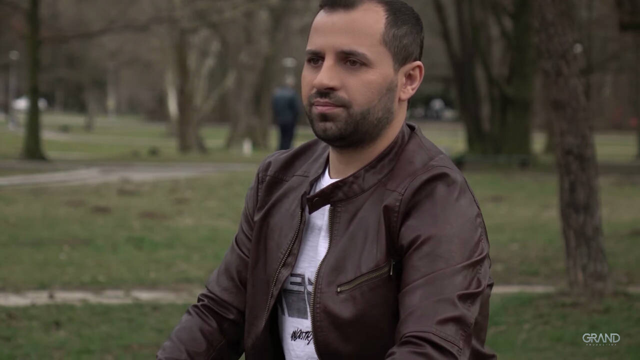 SEAD: PREKO POLA MILIONA! (VIDEO) 2 d1eeb6c2b1008b348b85d7b118f6d06248b2eb74