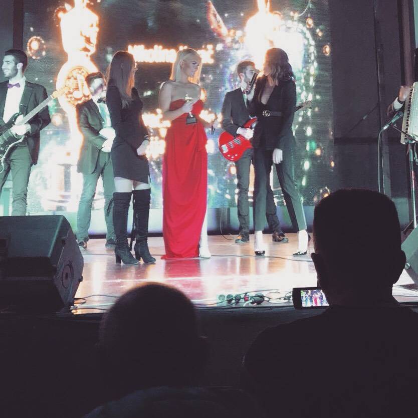 PROVOKATIVNIJA NEGO IKAD: Nikolina Kovač blistala na dodeli Oskara (FOTO) 3 d6a29baef745cd889ca55fe0c2ef3eccd76b8287