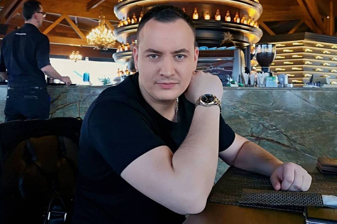 Pevač se pokajao što NIJE PRETUKAO INCIDENTNOG GOSTA: "Seo je pijan u auto..." 3 d710c9fb5aa2d13d49ae138431930dcca99b2a2e